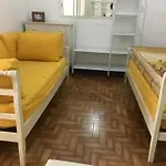 Apto na Enseada- 3 quadras da praia da enseada