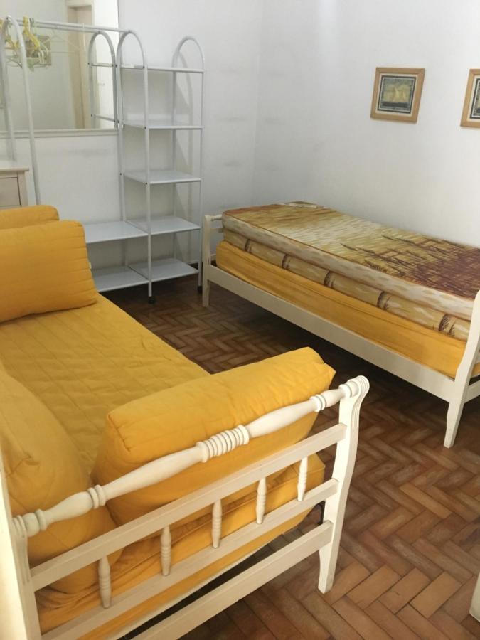 Apto Na Enseada- 3 Quadras Da Praia Da Enseada