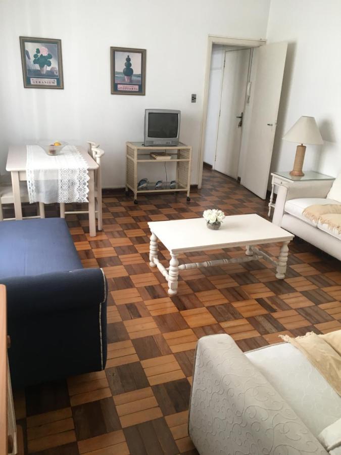 Apto Na Enseada- 3 Quadras Da Praia Da Enseada *