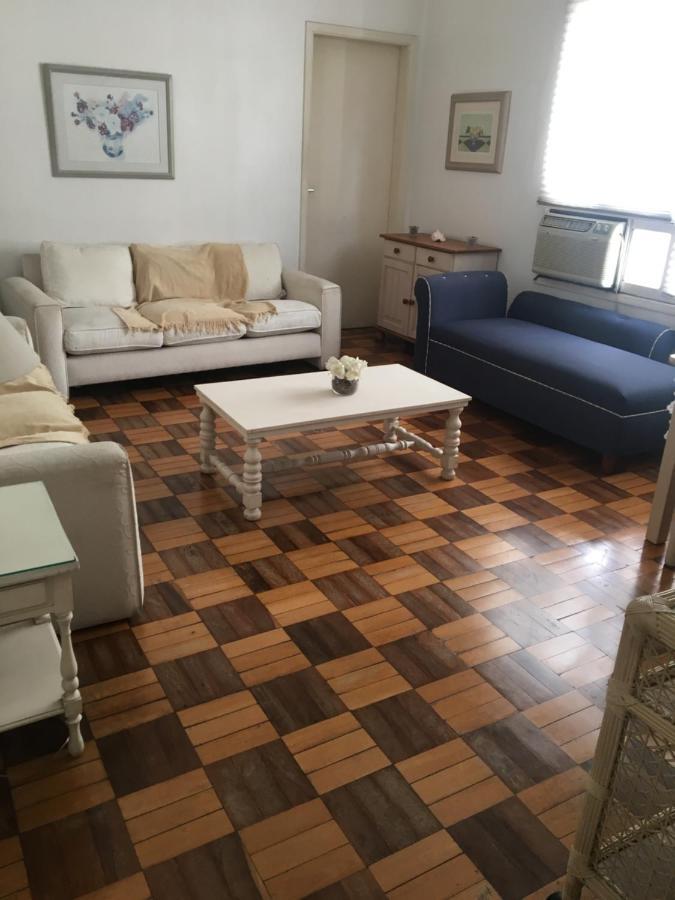Apartamento Apto Na Enseada- 3 Quadras Da Praia Da Enseada