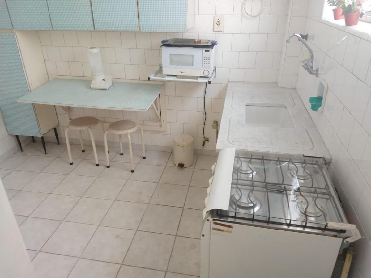 Apto Na Enseada- 3 Quadras Da Praia Da Enseada Apartamento *